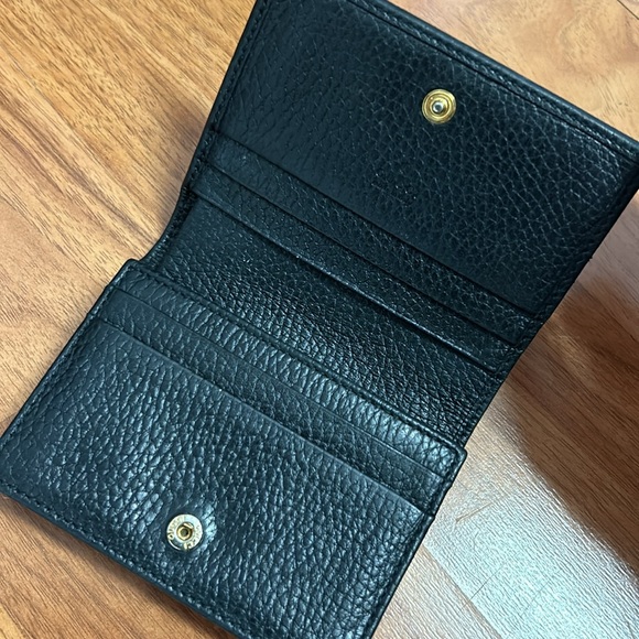 Authentic Gucci Leather Card Holder Snap Wallet - Picture 9 of 16
